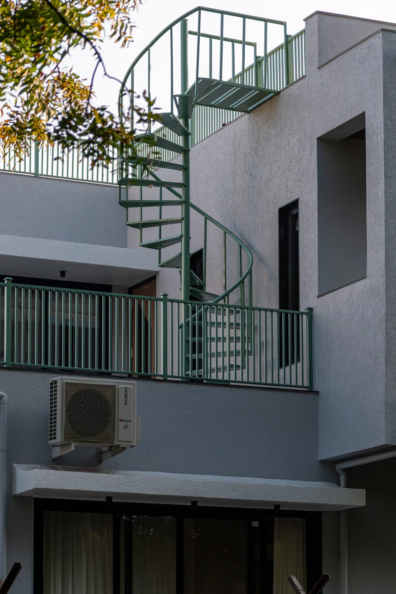 Treeline House photo 8