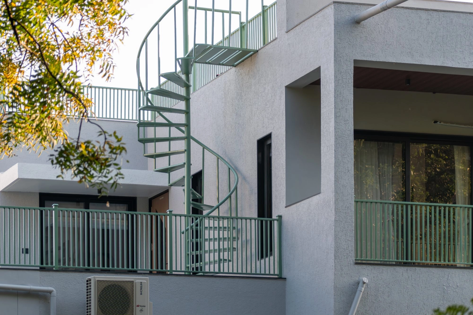 Treeline House photo 9
